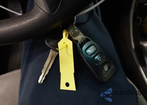 2013 Hyundai Elantra Gls из США, поврежденный, VIN 5NPDH4AE1DH321095